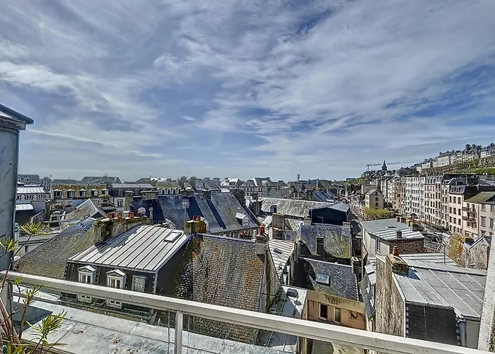Duplex T3 Avec Terrasse, Vue Sur Granville Et Wifi - Fr-1-361-566